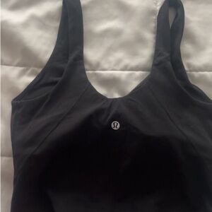 Lululemon - size 6, never worn